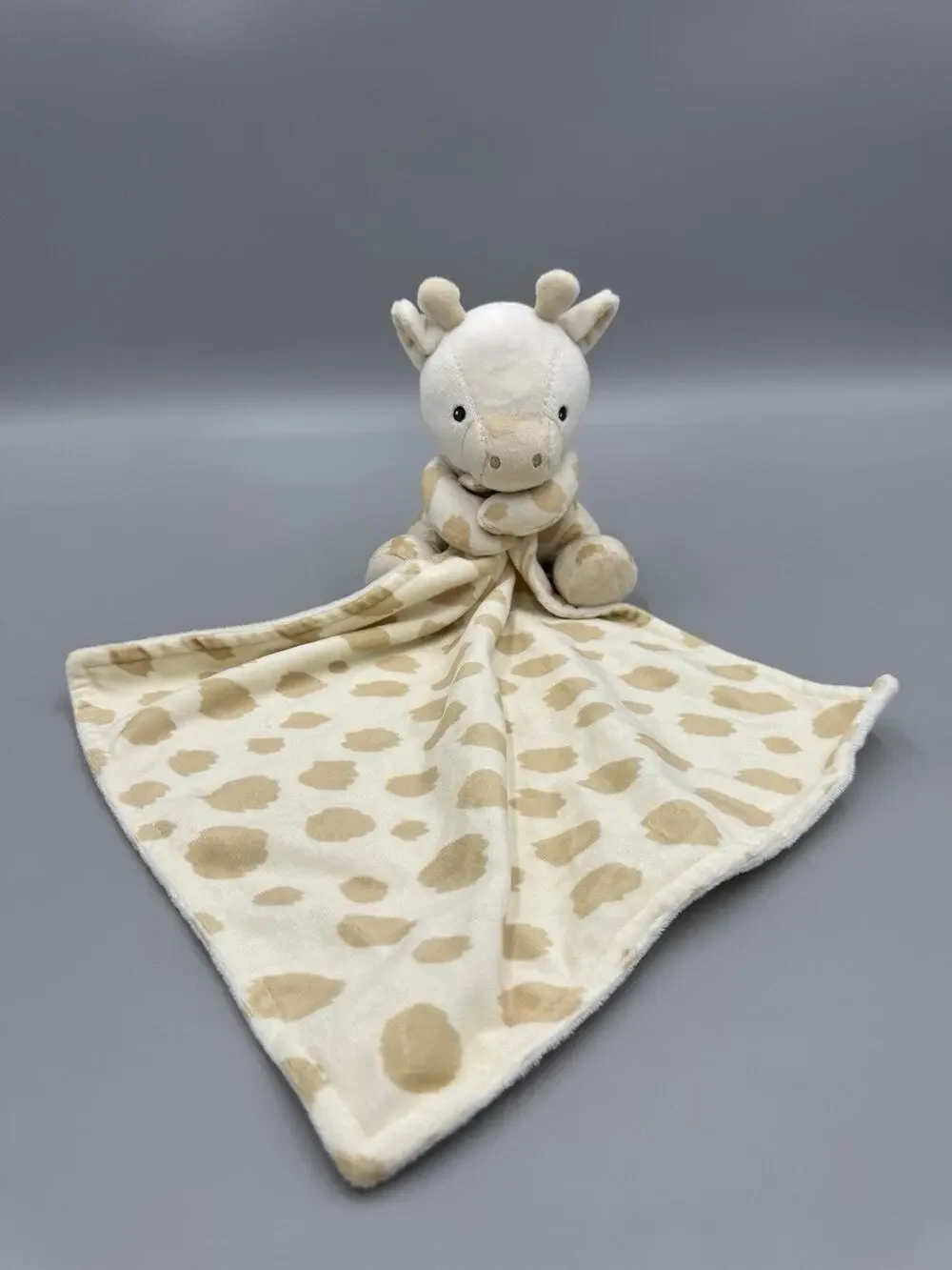 Bon Bebe Giraffe Lovey Plush Holding Baby Security Blanket